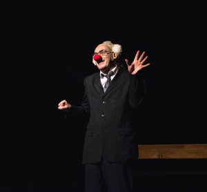 Divadlo Komediograf: Jak se Husákovi zdálo, že je Věra Čáslavská