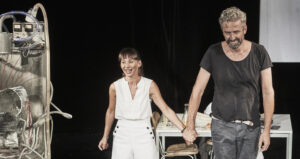 Divadlo Komediograf: Program na záchranu mužů