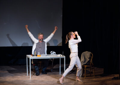 Divadlo Komediograf: Program na záchranu mužů